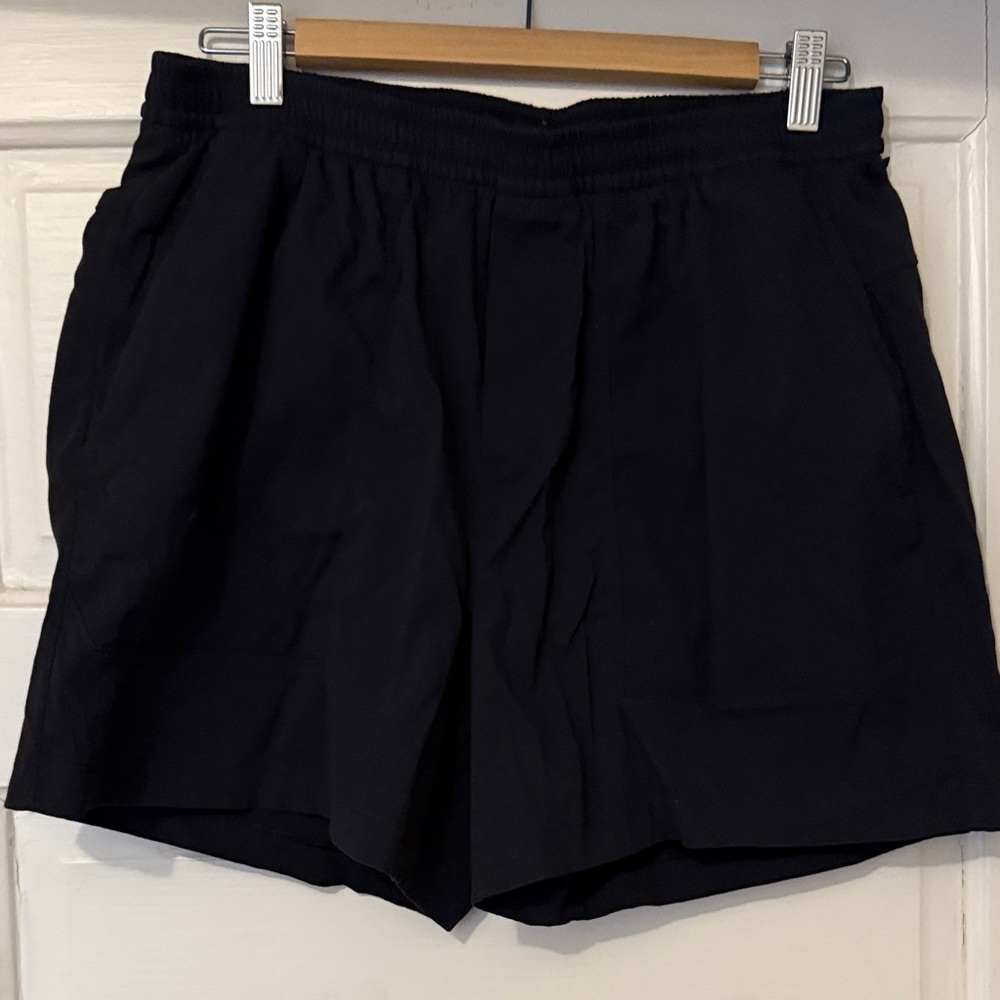 Lululemon Men’s Black Casual Shorts